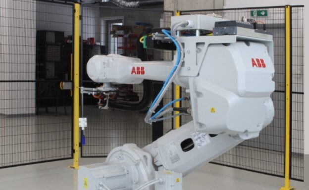 bezpecnostni oploceni stroju